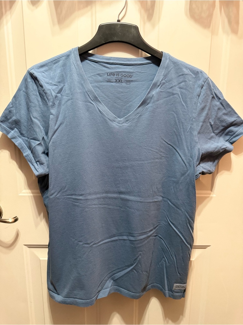 Life Is Good Crusher V-Neck Tee in Medium Blue Size XXL